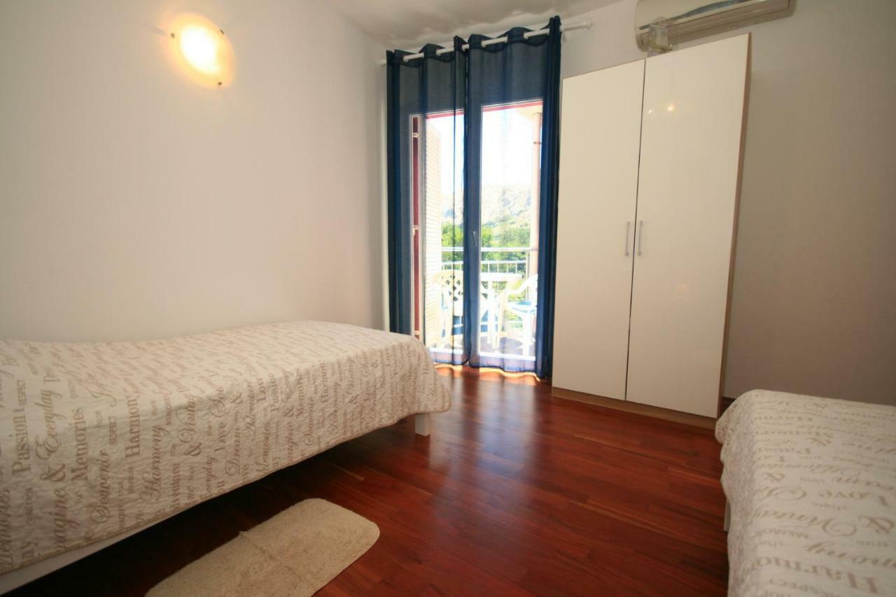 Apartment Mimoza 5, Baska, Krk Exterior foto